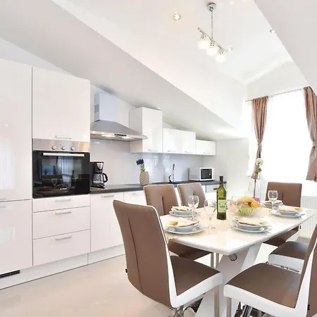 Five Bedroom *