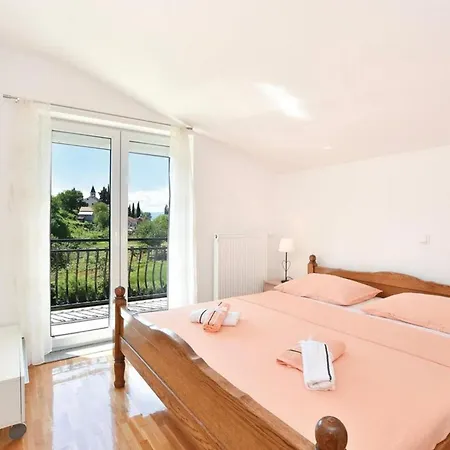 Five Bedroom *